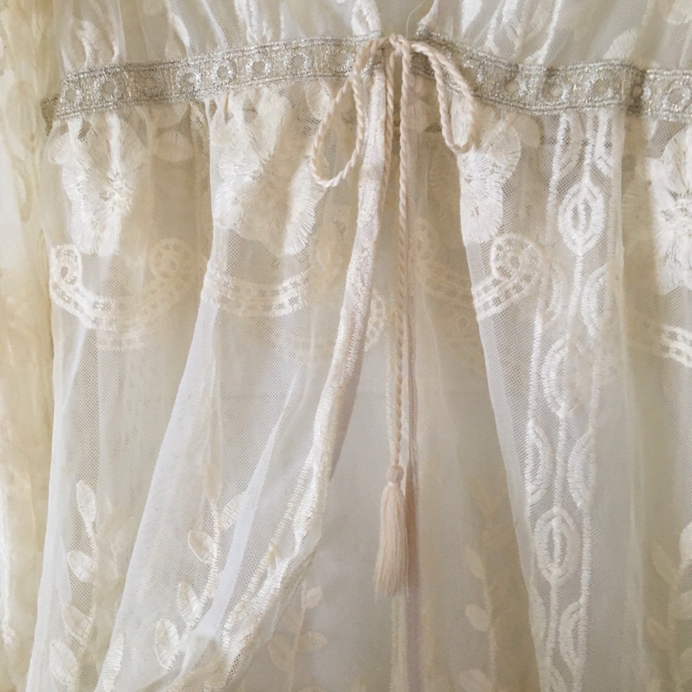 Elegant Cream Lace Dress - Picture 2 of 16